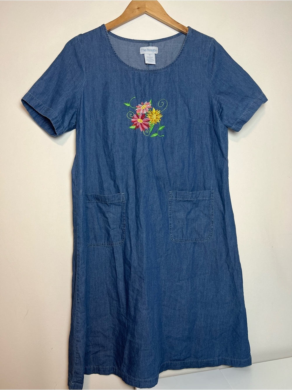 Vintage Chambray The Paragon Denim Embroidered Shift Dress Pockets Medium